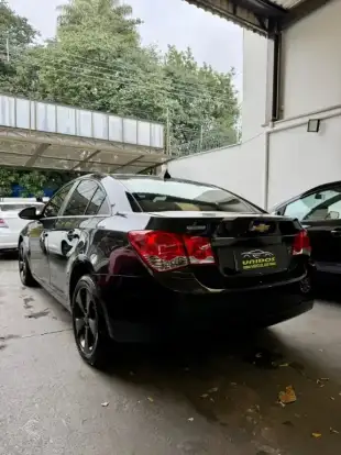 CHEVROLET-CRUZE-2011