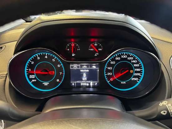 CHEVROLET-CRUZE-2018