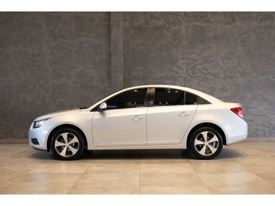 CHEVROLET-CRUZE-1.8 LT 16V FLEX 4P AUTOMÁTICO CHEVROLET-CRUZE-2013