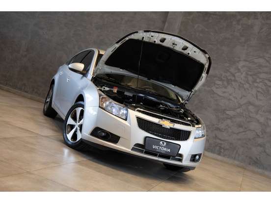 CHEVROLET-CRUZE-2013