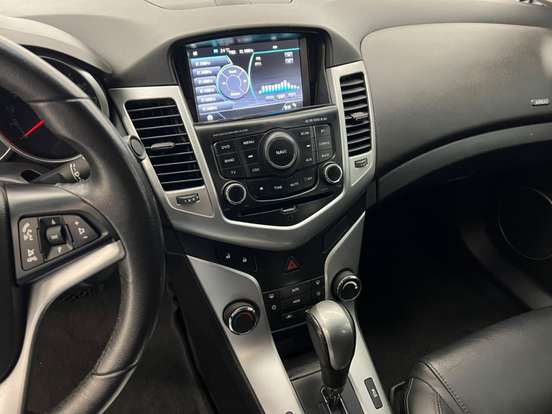 CHEVROLET-CRUZE-2013