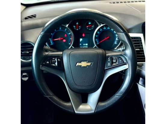 CHEVROLET-CRUZE-2014