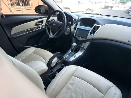 CHEVROLET-CRUZE-2012