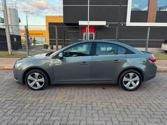 CHEVROLET-CRUZE-2011