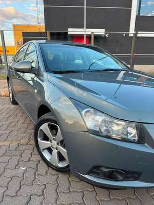 CHEVROLET-CRUZE-2011