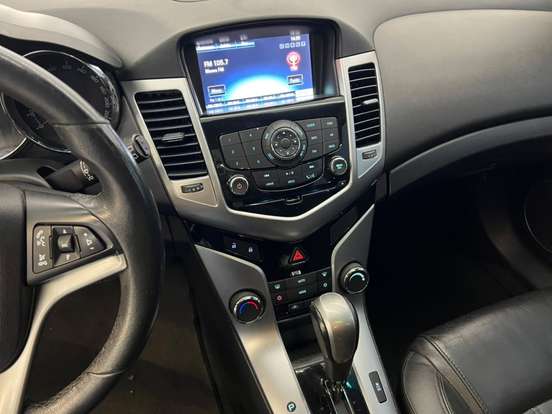 CHEVROLET-CRUZE-2013