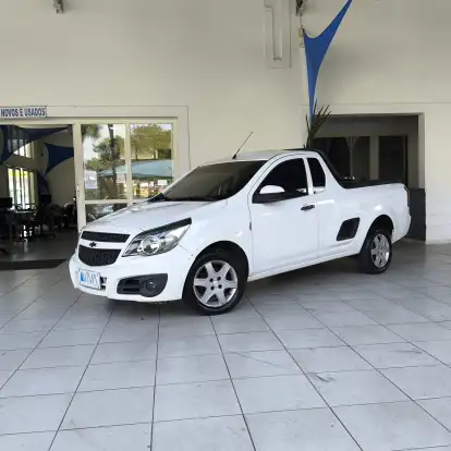 CHEVROLET-MONTANA-2013