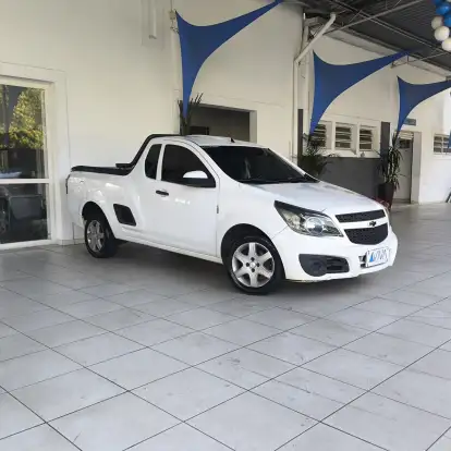 CHEVROLET-MONTANA-2013