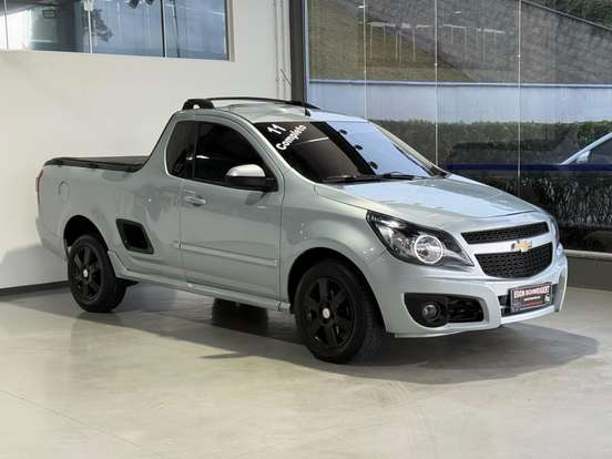 CHEVROLET-MONTANA-2011