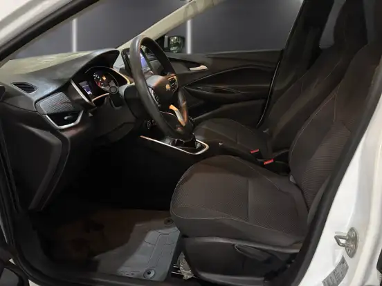 CHEVROLET-ONIX-2021