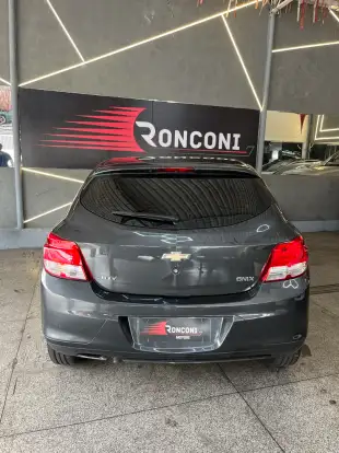 CHEVROLET-ONIX-2017