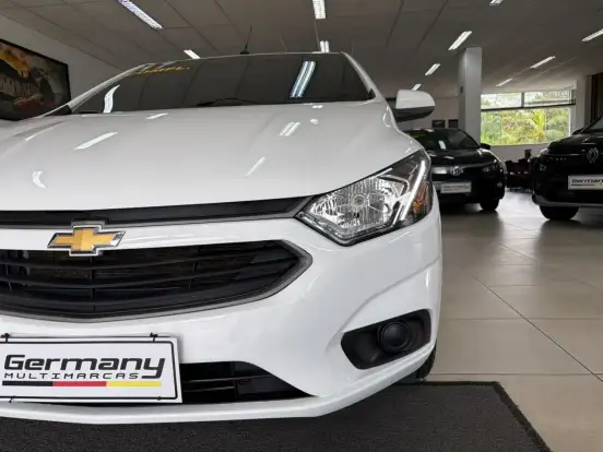 CHEVROLET-ONIX-1.0 MPFI LT 8V FLEX 4P MANUAL CHEVROLET-ONIX-2017