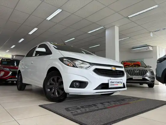 CHEVROLET-ONIX-1.0 MPFI LT 8V FLEX 4P MANUAL CHEVROLET-ONIX-2017