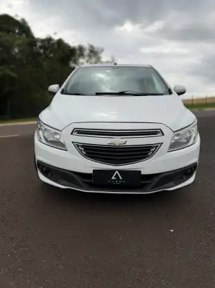 CHEVROLET-ONIX-2012