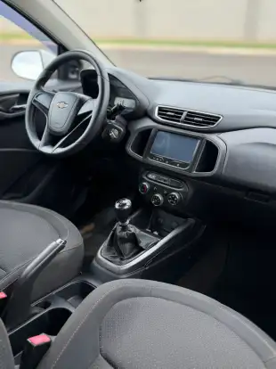 CHEVROLET-ONIX-2012