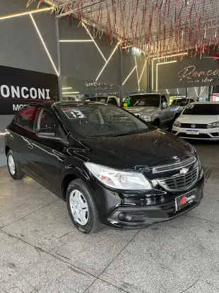 CHEVROLET-ONIX-2013