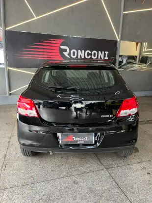 CHEVROLET-ONIX-2013