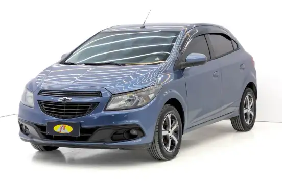 CHEVROLET-ONIX-2015
