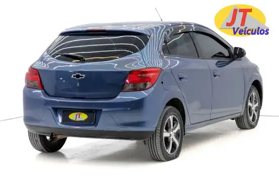 CHEVROLET-ONIX-2015