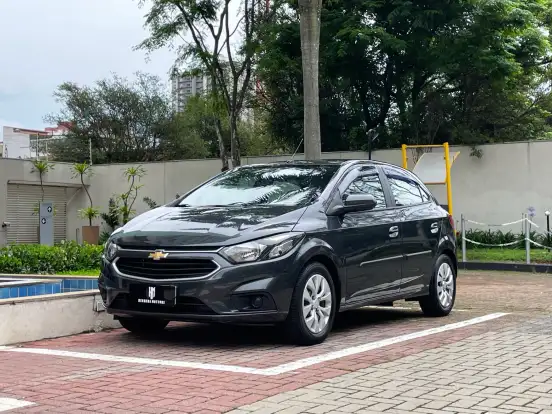 CHEVROLET-ONIX-2016