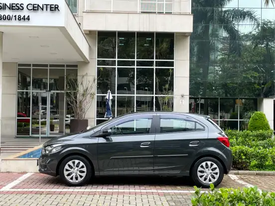 CHEVROLET-ONIX-2016