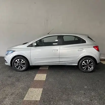 CHEVROLET-ONIX-1.4 MPFI LTZ 8V FLEX 4P MANUAL CHEVROLET-ONIX-2014