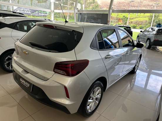 CHEVROLET-ONIX-2022