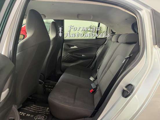 CHEVROLET-ONIX-2021