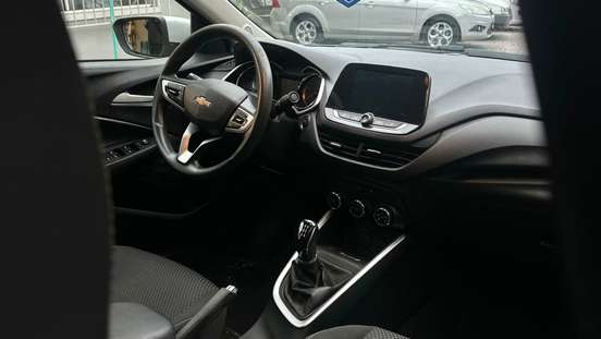 CHEVROLET-ONIX-2021