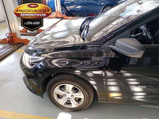 CHEVROLET-ONIX-2023