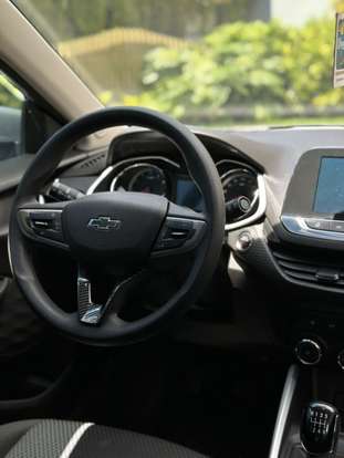 CHEVROLET-ONIX-2019