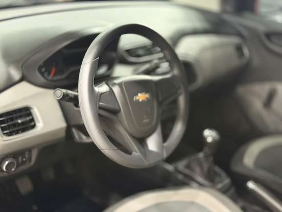 CHEVROLET-ONIX-2013
