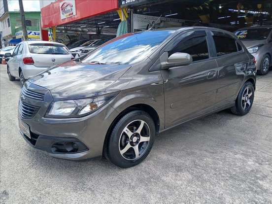 CHEVROLET-ONIX-2013
