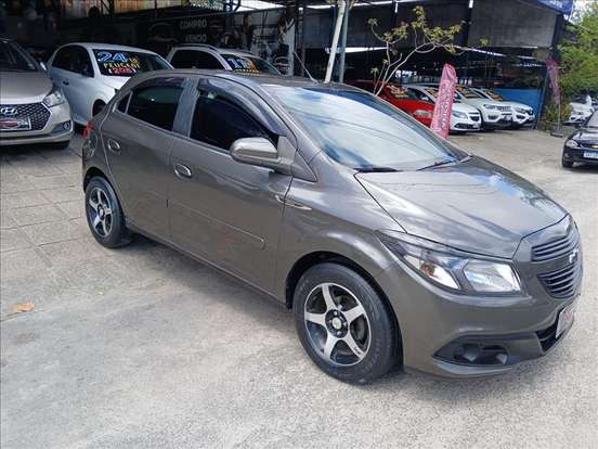 CHEVROLET-ONIX-2013