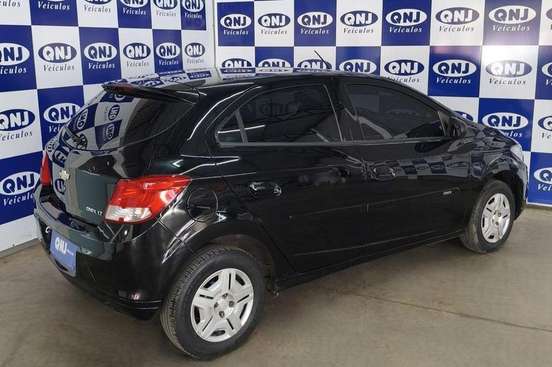 CHEVROLET-ONIX-2014