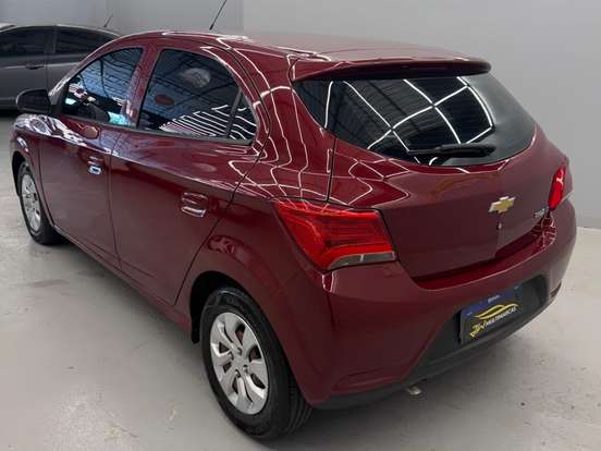 CHEVROLET-ONIX-2017