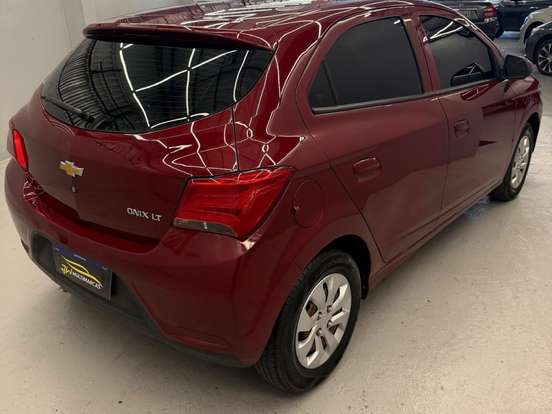 CHEVROLET-ONIX-1.0 MPFI LT 8V FLEX 4P MANUAL CHEVROLET-ONIX-2017