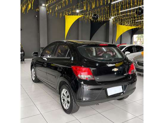 CHEVROLET-ONIX-1.0 MPFI LT 8V FLEX 4P MANUAL CHEVROLET-ONIX-2013