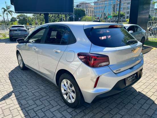 CHEVROLET-ONIX-2022