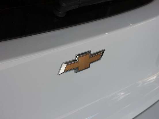 CHEVROLET-ONIX-2022