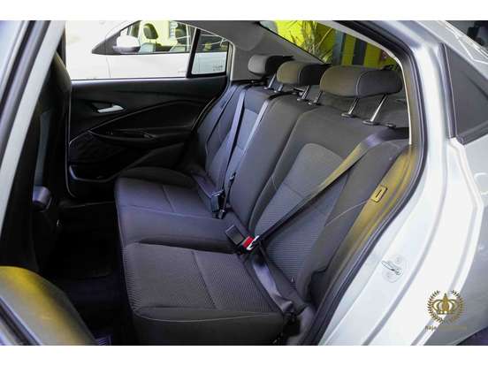 CHEVROLET-ONIX-2022