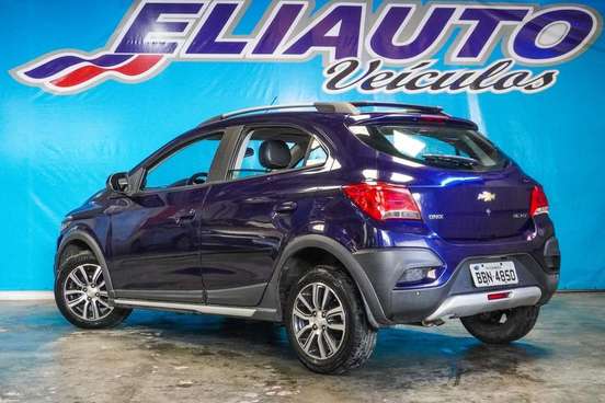 CHEVROLET-ONIX-2017