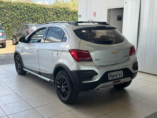 CHEVROLET-ONIX-1.4 MPFI ACTIV 8V FLEX 4P AUTOMÁTICO CHEVROLET-ONIX-2018