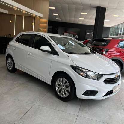 CHEVROLET-ONIX-2018