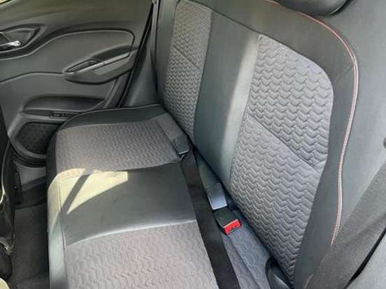 CHEVROLET-ONIX-1.4 MPFI ACTIV 8V FLEX 4P AUTOMÁTICO CHEVROLET-ONIX-2017