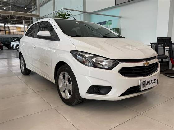 CHEVROLET ONIX 1.4 MPFI LT 8V FLEX 4P MANUAL