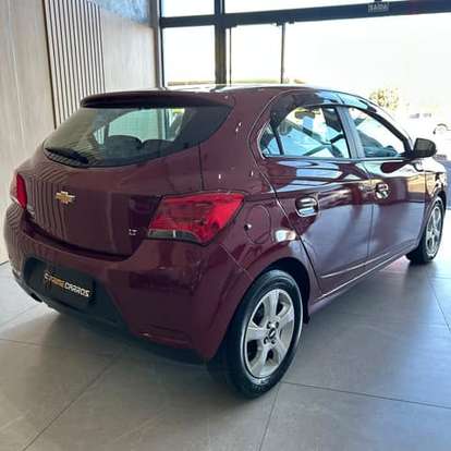 CHEVROLET-ONIX-1.4 MPFI LT 8V FLEX 4P MANUAL CHEVROLET-ONIX-2018