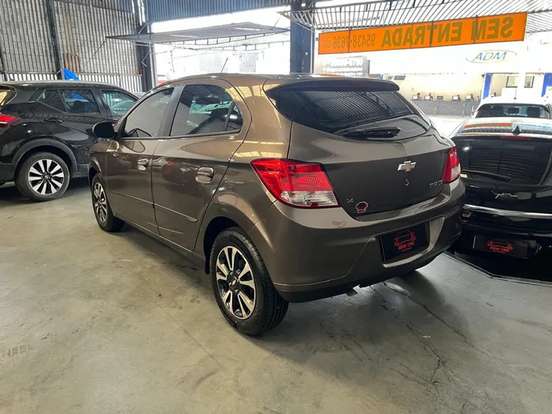CHEVROLET-ONIX-1.4 MPFI LT 8V FLEX 4P MANUAL CHEVROLET-ONIX-2013