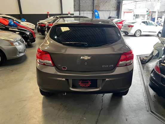 CHEVROLET-ONIX-2013