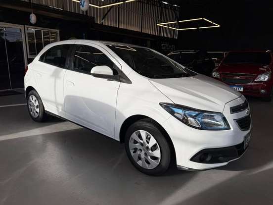CHEVROLET-ONIX-1.4 MPFI LT 8V FLEX 4P MANUAL CHEVROLET-ONIX-2014
